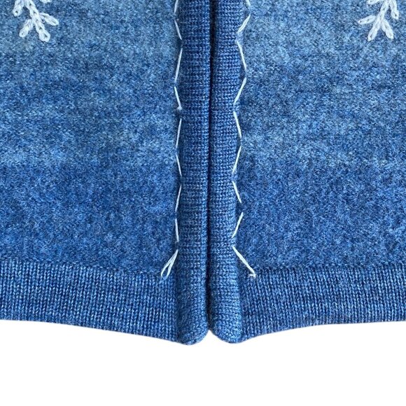 Vintage Woolrich Wool Embroidered Snowflake Sweater Vest Sz XL Blue Stripe - Picture 5 of 15
